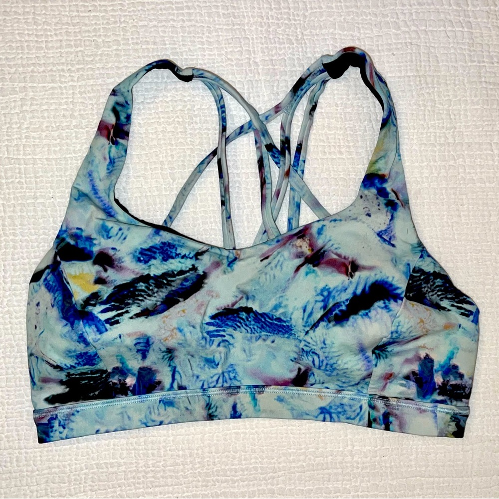 Lululemon Free to be Serene bra